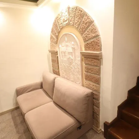 Alpin Llogara 4* Dukat