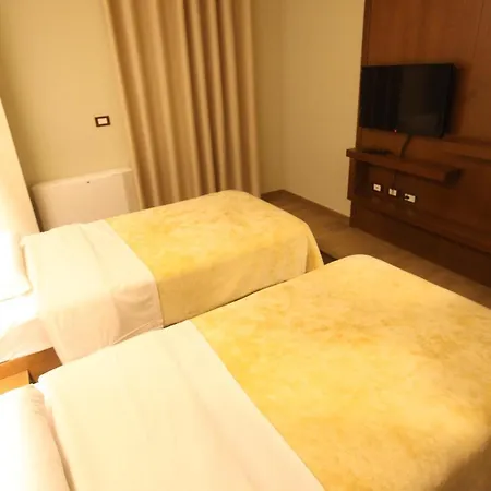 Alpin Llogara 4* Dukat