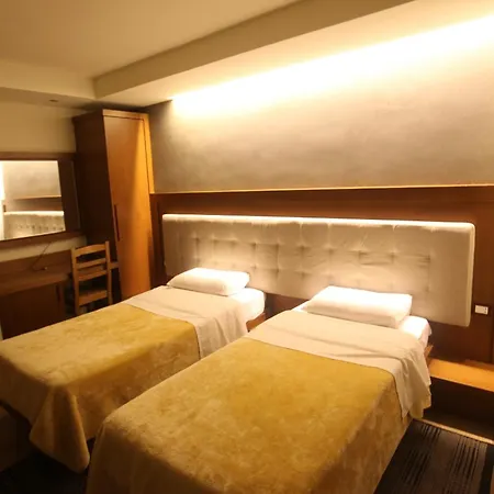 Otel Alpin Llogara Dukat