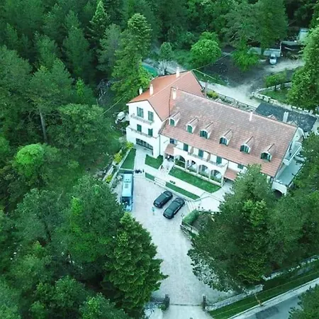 Hotel Alpin Llogara