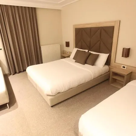 Szálloda Alpin Llogara 4*