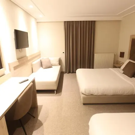 Alpin Llogara 4* Dukat