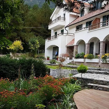 Szálloda Alpin Llogara